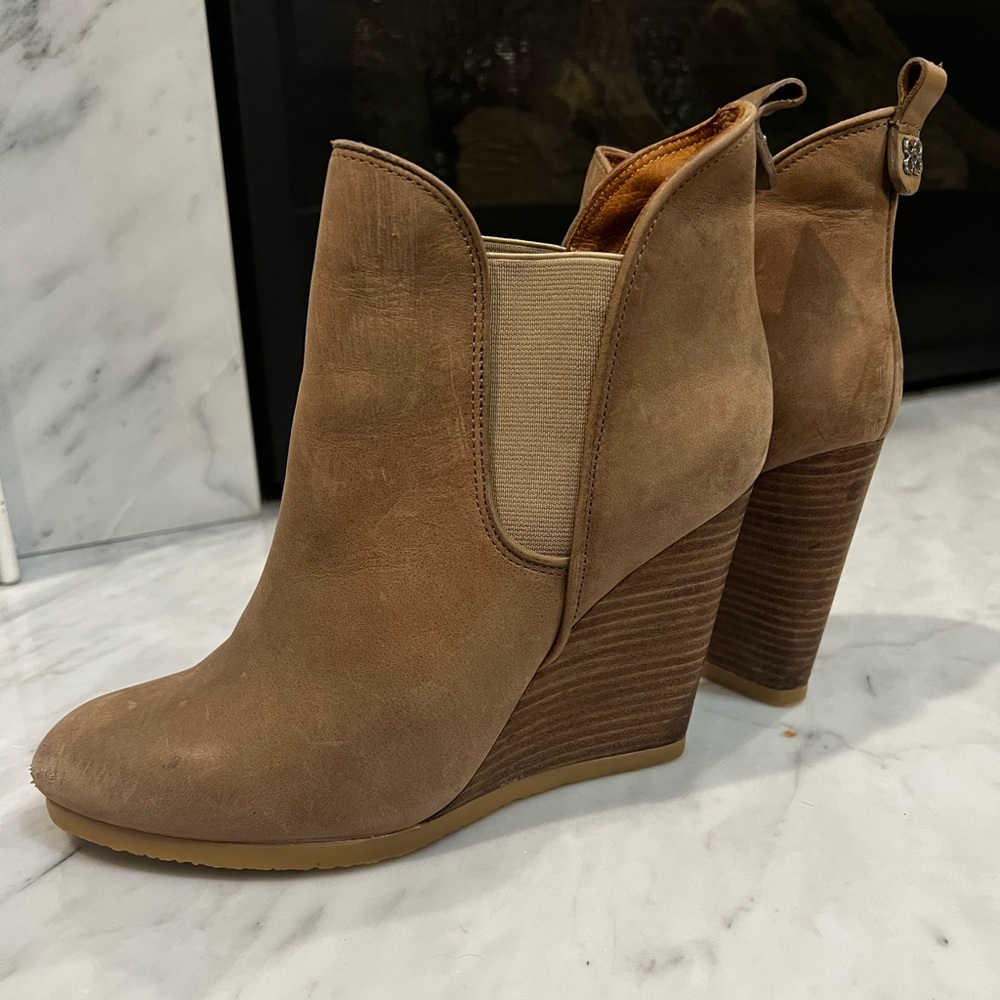 Coach Farrah Wedge Chelsea Booties 8 Beige